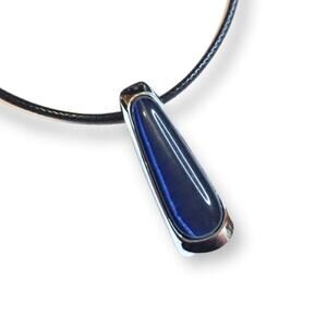 Dark blue moonstone oblong pendant necklace